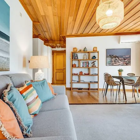 Beautiful Authentic 1bed Near Sao Jorge Castle 아파트 *