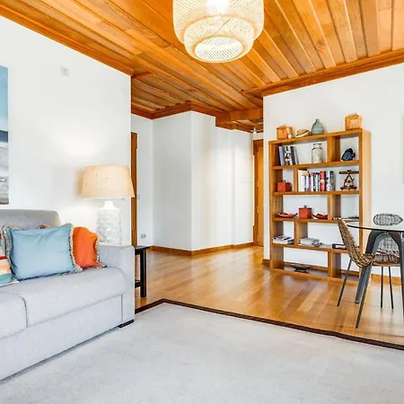 아파트 Beautiful Authentic 1bed Near Sao Jorge Castle *
